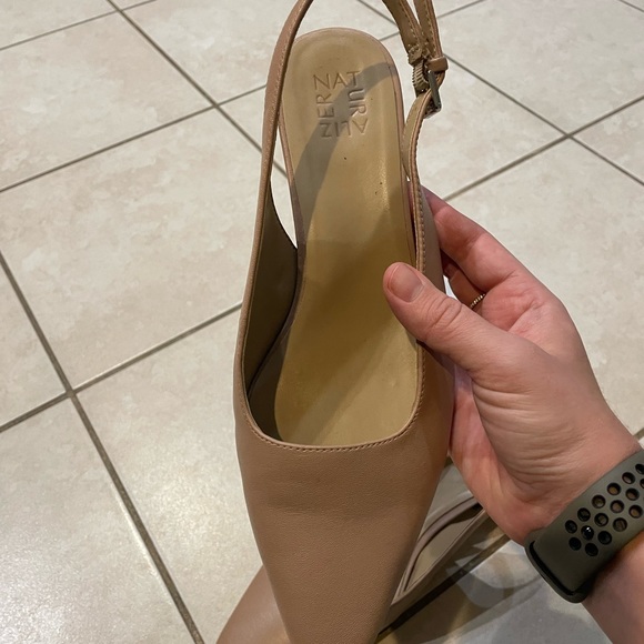 Lesley Slingback Pump - Picture 3 of 5